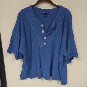 Universal Thread Blue Button-Down Women's Shirt